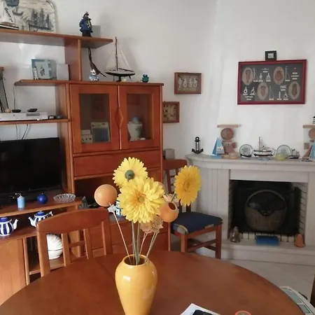 La Maison De La *