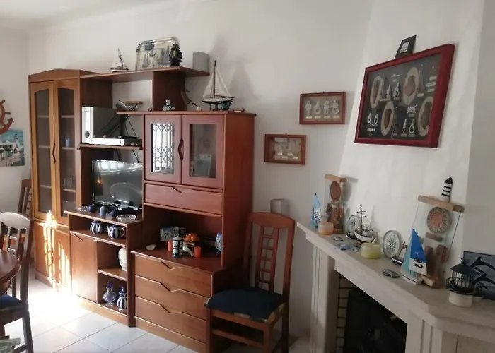 La Maison De La Πανσιόν Σετούμπαλ